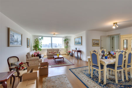 Apartamento à venda com 4 quartos, sendo 1 suíte, em Alto da Boa Vista, São Paulo, SP