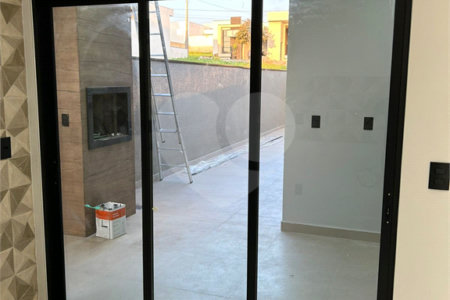 Casa à venda com 3 quartos, sendo 1 suíte, no condomínio Reserva Ipanema, Sorocaba - SP