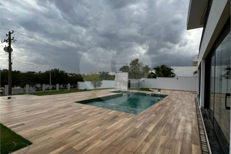 Casa à venda com 5 suítes no condomínio Palmeiras Imperiais, Salto - SP