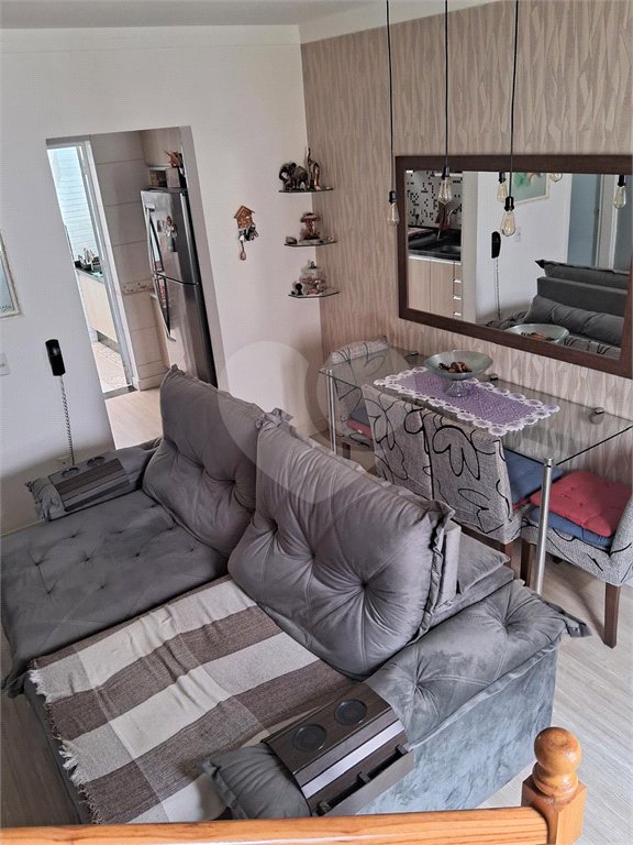 Casa à venda com 2 quartos no condomínio Viva Caucaia Iv, Cotia - SP