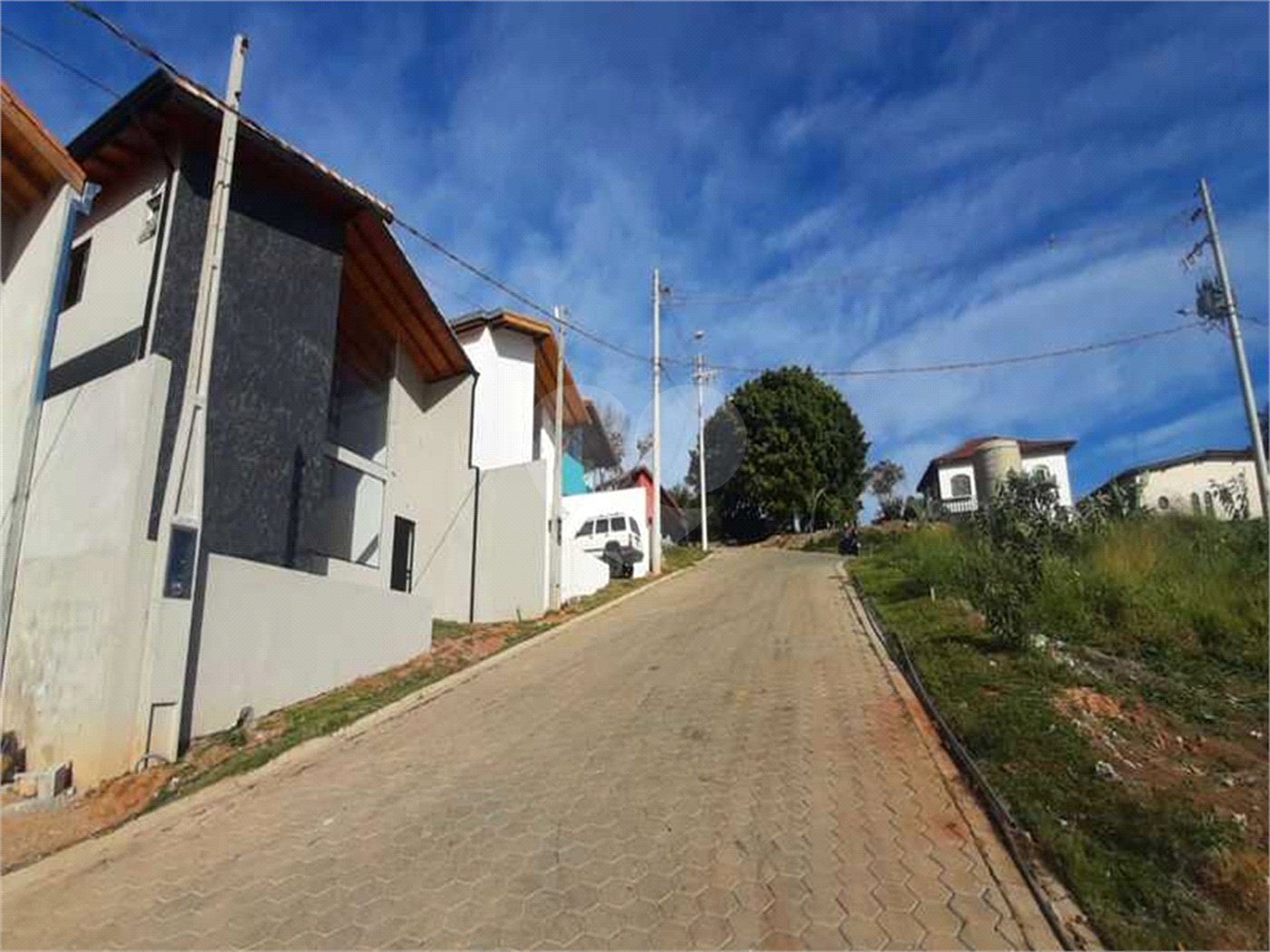 Casa à venda com 2 quartos, sendo 1 suíte,  no condomínio Águas de São Pedro, Mairiporã - SP