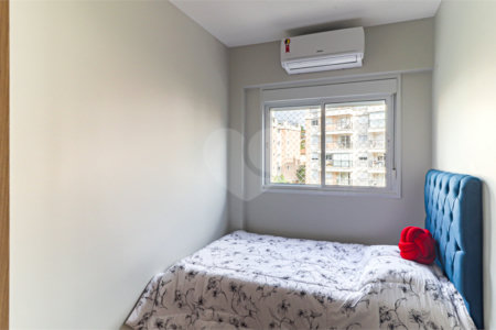 Apartamento à venda com 2 quartos, sendo 1 suíte,  em MORUMBI, São Paulo, SP