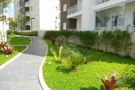 Apartamento à venda com 2 quartos, sendo 1 suíte,  em Jardim Ester, São Paulo, SP