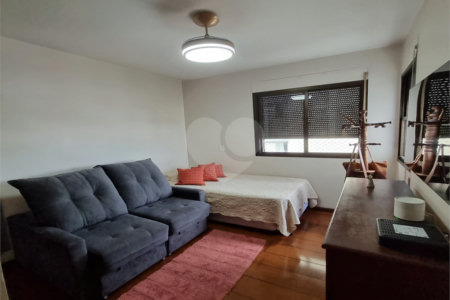 Apartamento à venda com 3 quartos, sendo 1 suíte, em Santana, São Paulo, SP
