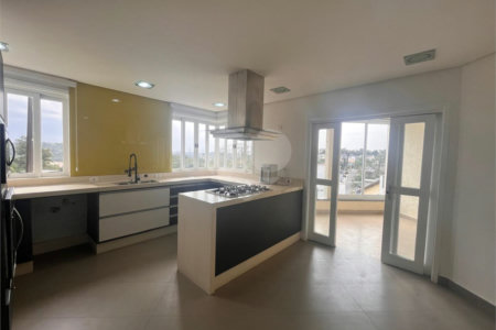 Sobrado à venda com 3 quartos, sendo 1 suíte, em Cidade Parquelandia, Mogi das Cruzes, SP