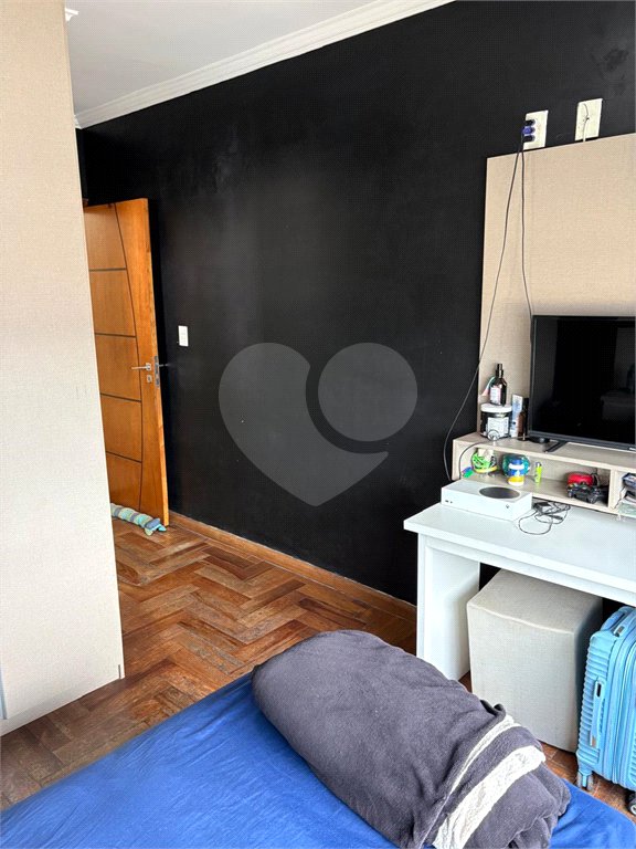 Casa à venda com 4 suítes em Vila Lavínia, Mogi das Cruzes, SP