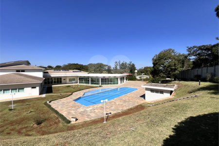 Casa à venda com 6 quartos, sendo 5 suítes, no condomínio City Castelo, Itu - SP