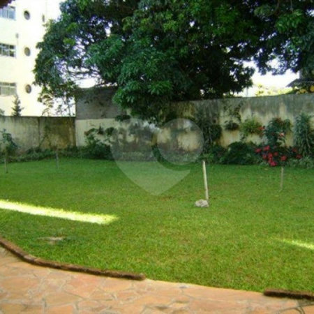 Sobrado à venda com 4 quartos, sendo 2 suítes, em Santo Amaro, São Paulo, SP