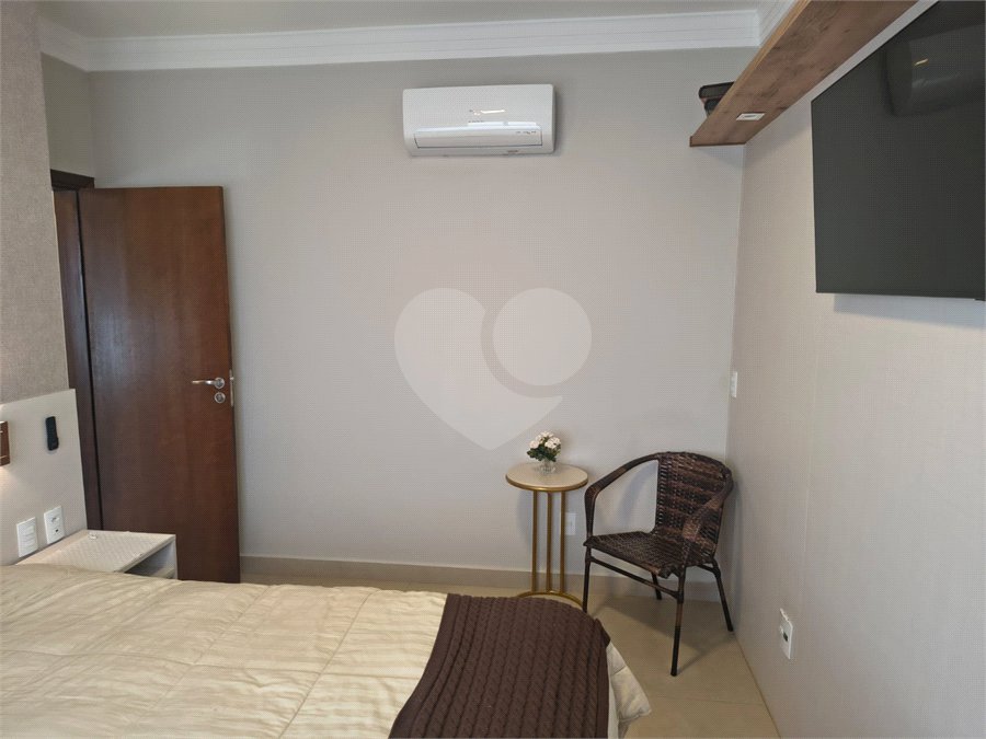 Casa à venda com 3 quartos, sendo 1 suíte, no condomínio Residencia Valencia - Ilha Turia, Ribeirão Preto - SP