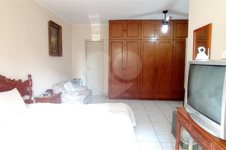 Sobrado à venda ou para alugar com 4 quartos, sendo 1 suíte, em Brooklin Paulista, São Paulo, SP