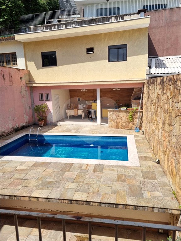 Casa à venda com 5 quartos, sendo 3 suítes, em Vila Nova Caledônia, São Paulo, SP