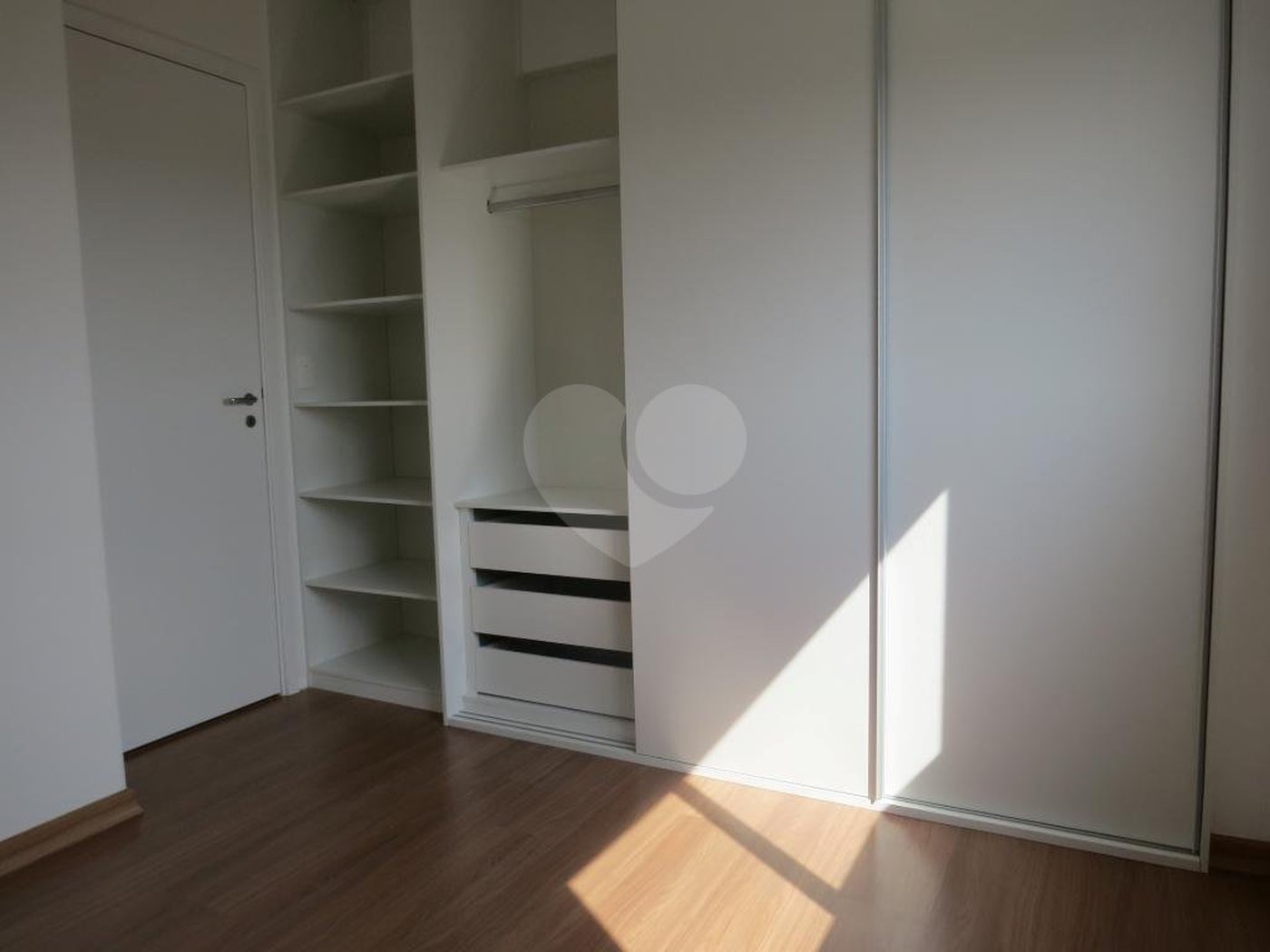 Apartamento à venda com 3 quartos, sendo 1 suíte, em Morumbi, São Paulo, SP