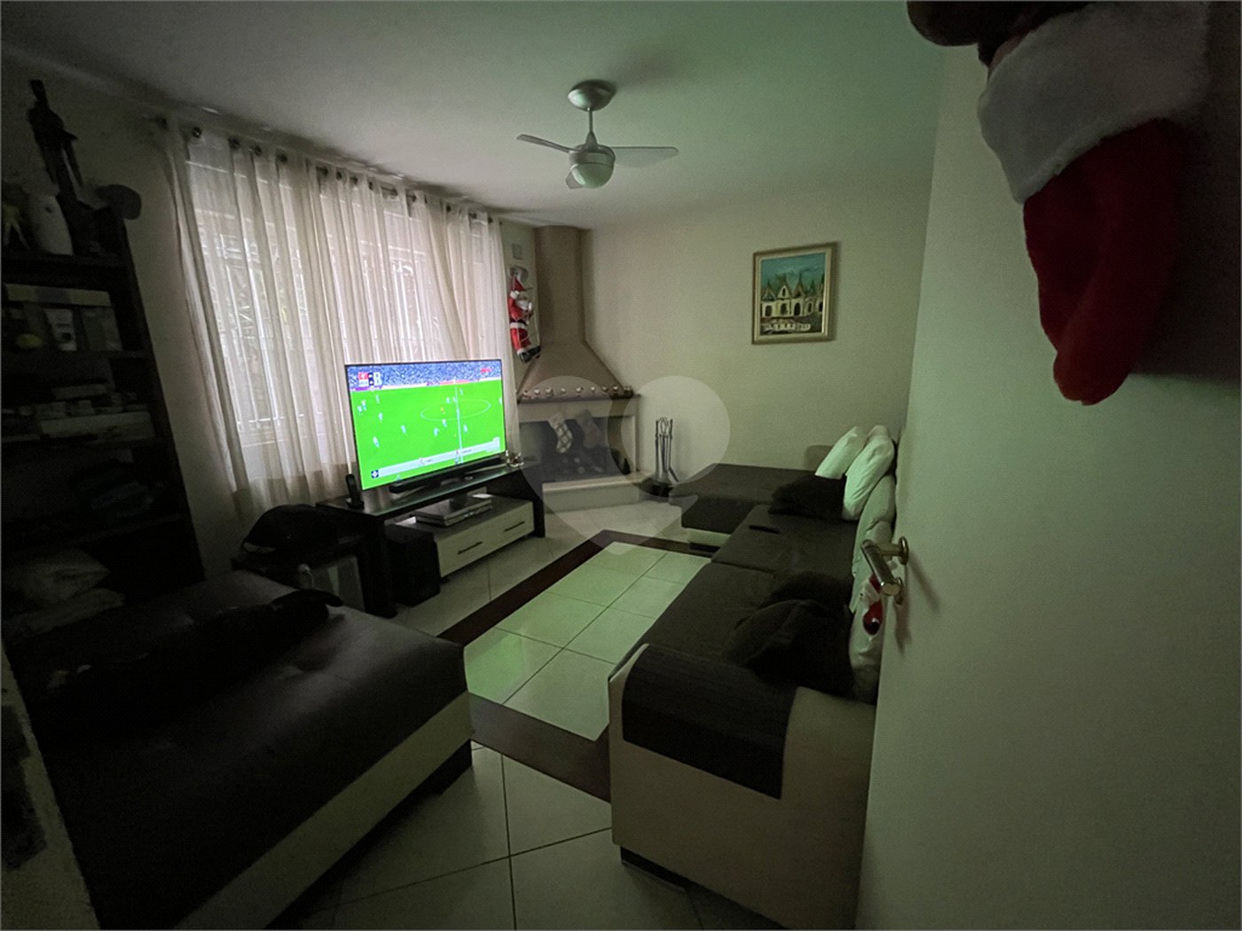 Sobrado à venda com 5 quartos, sendo 4 suítes, em Tremembé, São Paulo, SP