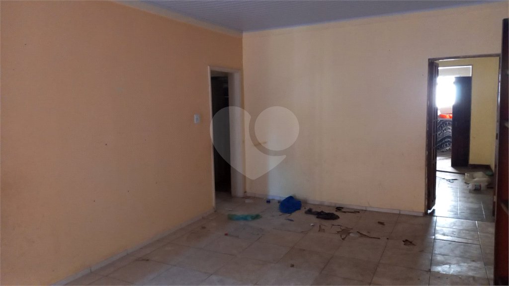 Terreno à venda com 8 quartos, sendo 2 suítes, em Santana, São Paulo, SP