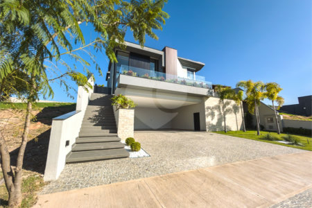 Casa à venda com 4 suítes, no condomínio Villa dos Pinheiros, Indaiatuba - SP