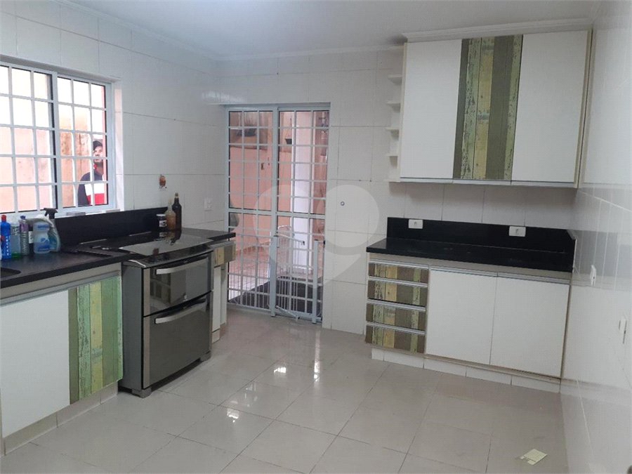 Sobrado à venda com 3 quartos, sendo 1 suíte,  em Jardim Olympia, São Paulo, SP