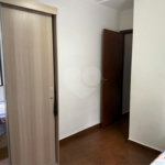 Casa à venda com 3 quartos, sendo 1 suíte, no condomínio Felipe, São Paulo - SP