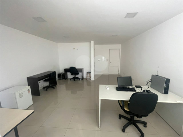 Sala à venda ou para alugar no Centro, São Paulo, SP