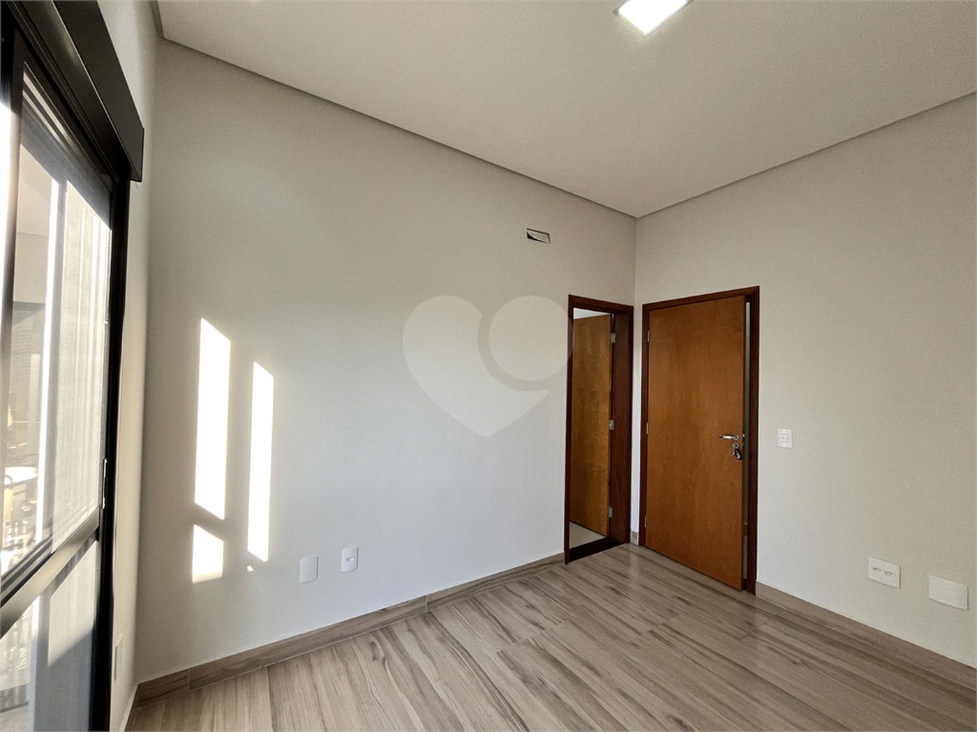 Casa à venda com 3 suítes no condomínio Ibiti Reserva, Sorocaba - SP
