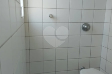 Apartamento à venda com 3 quartos, sendo 1 suíte,  em Pinheiros, São Paulo, SP