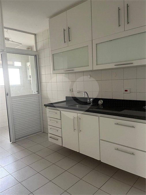 Apartamento para alugar com 3 quartos, sendo 2 suítes, em Jardim Marajoara, São Paulo, SP