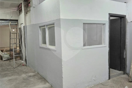 Prédio à venda com 10 quartos em Belenzinho, São Paulo, SP