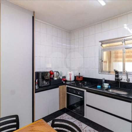 Casa à venda com 2 quartos, sendo 1 suíte,  no condomínio Colina de Goiás, São Paulo - SP