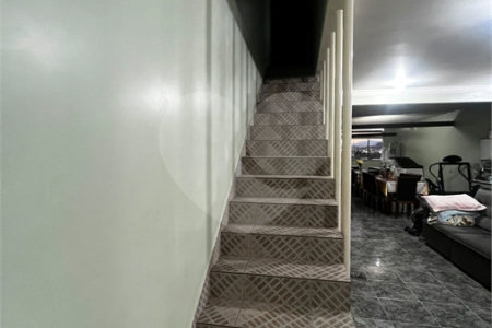 Sobrado à venda com 5 quartos, sendo 3 suítes, em Jardim Jaraguá (são Domingos), São Paulo, SP