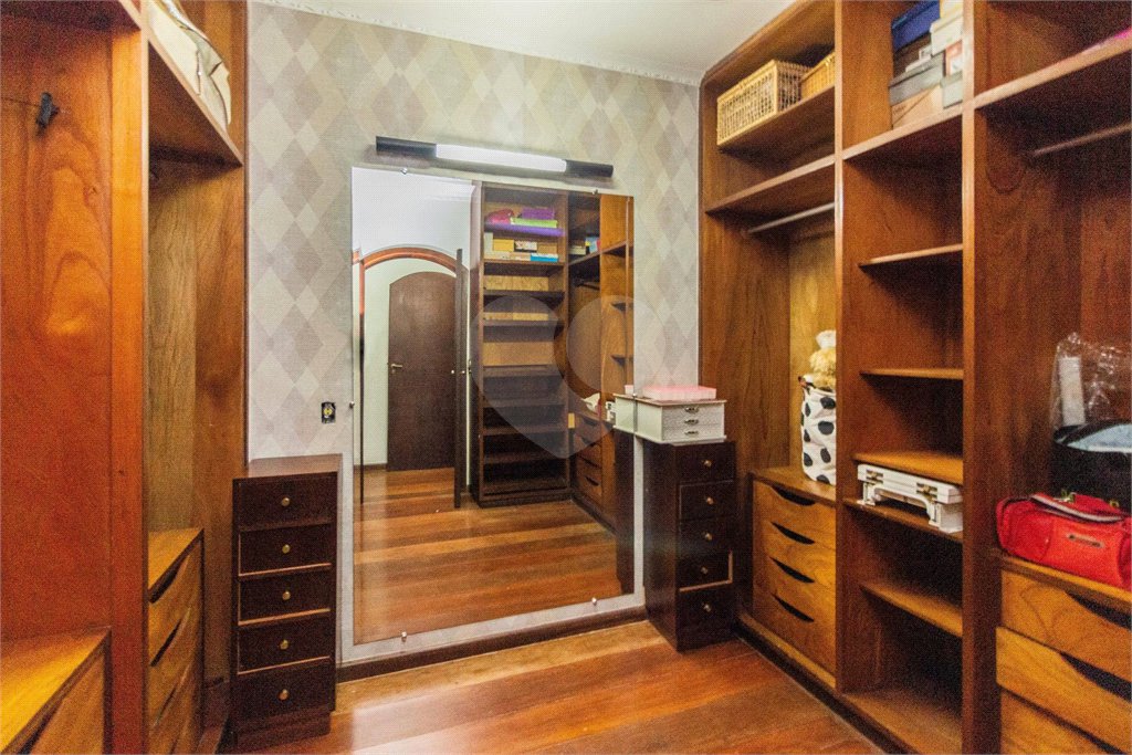 Casa à venda ou para alugar com 5 quartos, sendo 3 suítes, em Imirim, São Paulo, SP