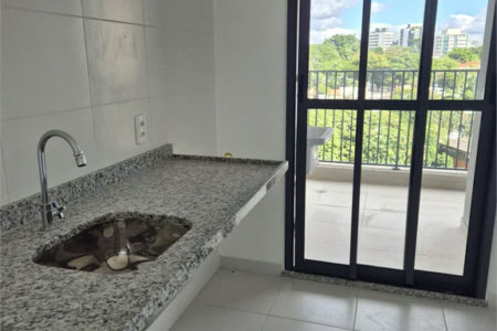 Apartamento à venda com 3 quartos, sendo 1 suíte, em Vila Anastácio, São Paulo, SP