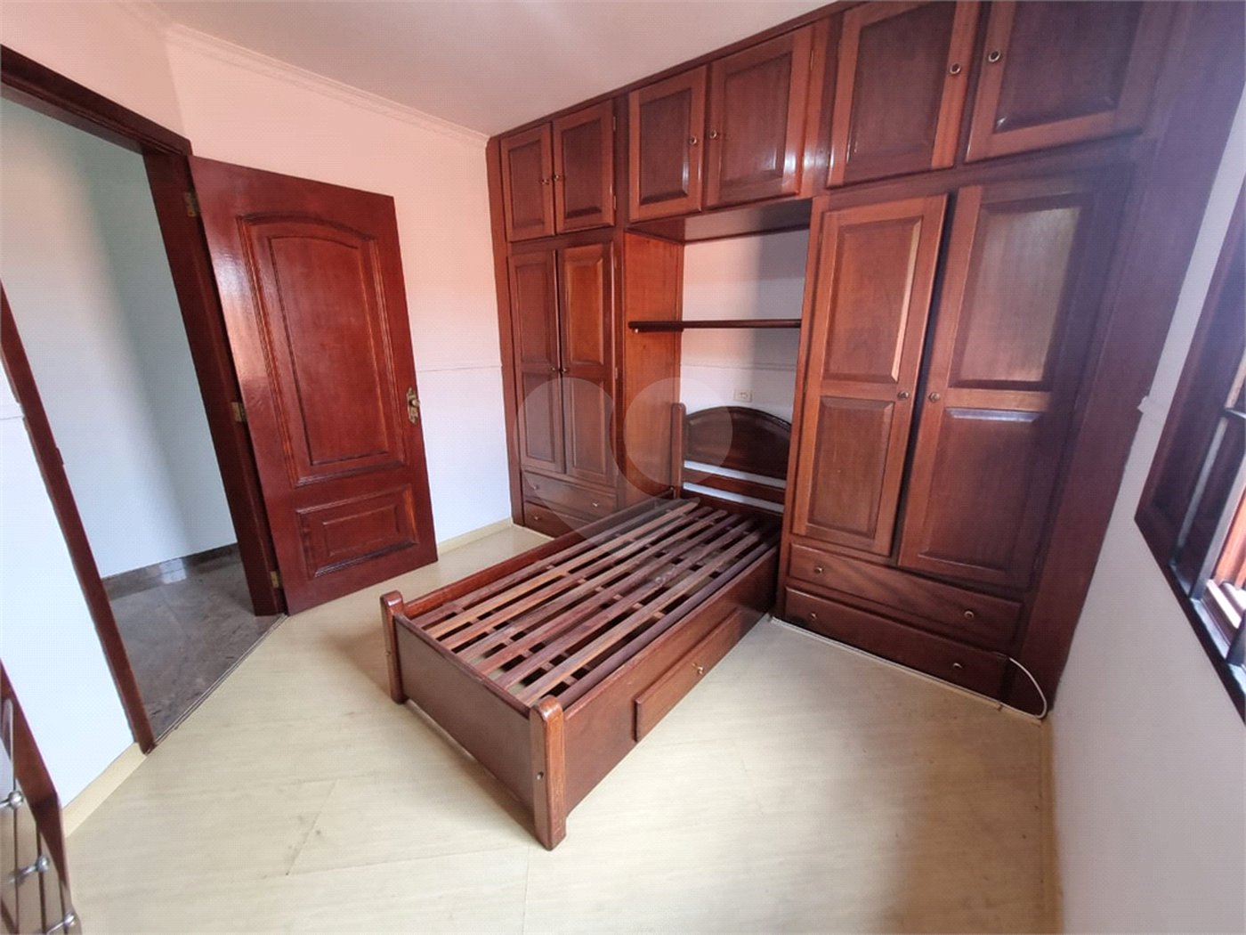 Sobrado à venda com 3 quartos, sendo 1 suíte, em City Recanto Anastácio, São Paulo, SP