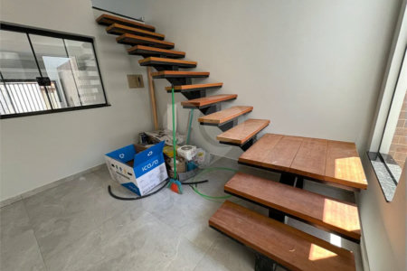 CASA COM PISCINA VENDA JARDIM MUNIQUE