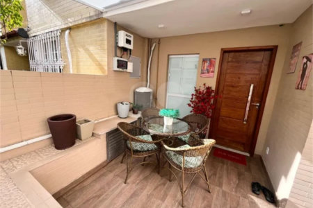 Casa de Vila à venda com 4 quartos, sendo 2 suítes, em Tijuca, Rio de Janeiro, RJ
