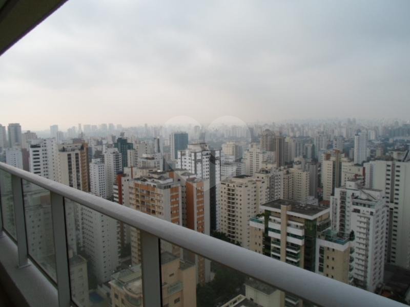 Apartamento à venda com 4 suítes em Campo Belo, São Paulo, SP