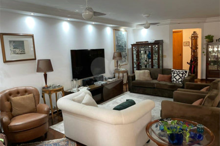 Apartamento à venda com 3 suítes em Granja Julieta, São Paulo, SP
