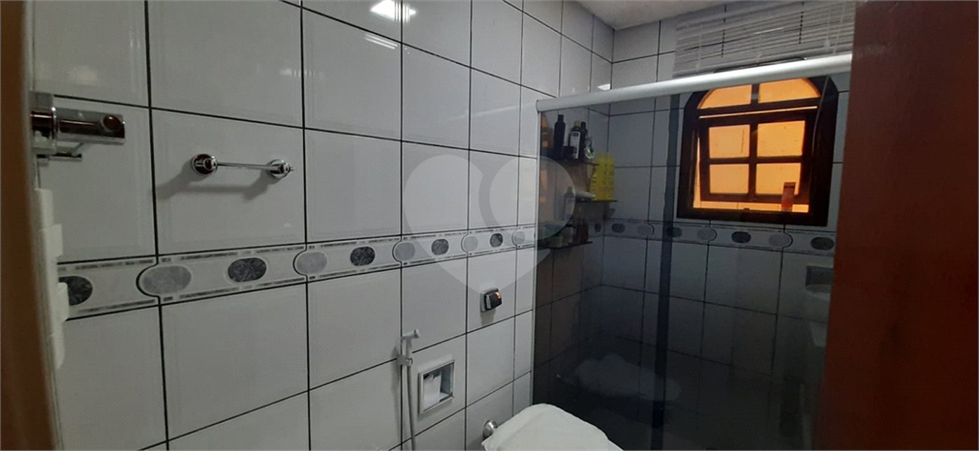 Sobrado à venda com 2 quartos em Horto, São Paulo, SP
