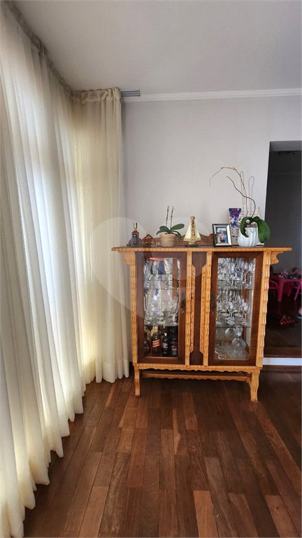 Apartamento à venda com 3 suítes no Centro, Araraquara, SP