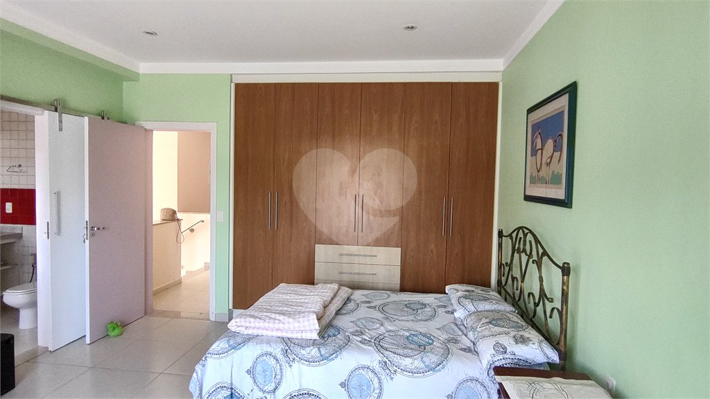 Casa à venda com 3 suítes no condomínio Parque do Varvito, Itu - SP