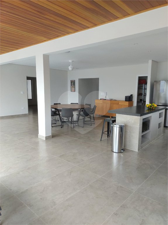 Casa à venda com 4 quartos, sendo 2 suítes, no condomínio Alpes da Cantareira, Mairiporã - SP