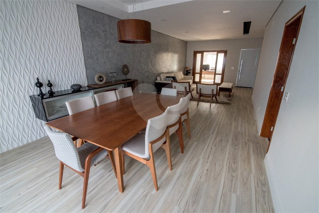 Casa à venda com 4 suítes no condomínio Residencial Villa dos Inglezes, Sorocaba - SP