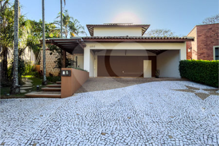 Casa à venda com 4 suítes no condomínio Villa Borghese, Indaiatuba - SP