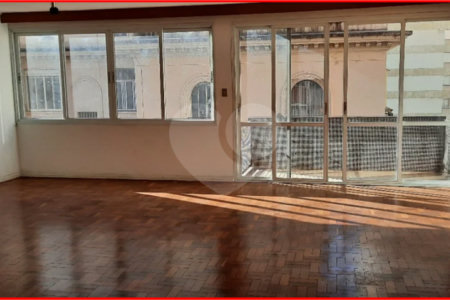 Apartamento à venda com 3 quartos em Santa Cecília, São Paulo, SP