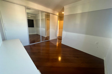 Apartamento à venda com 3 suítes no Centro, Sorocaba, SP