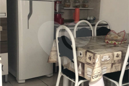 Casa à venda com 2 quartos em Vila São Paulo, Mogi das Cruzes, SP