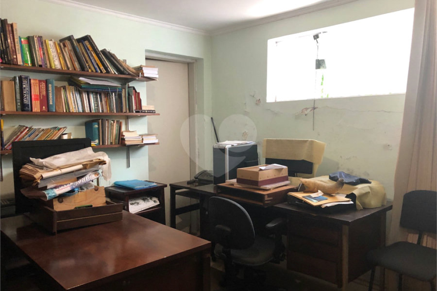 Sobrado à venda com 5 quartos, sendo 1 suíte,  em Jardim São Bento, São Paulo, SP