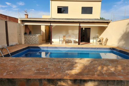 Casa à venda ou para alugar com 3 quartos, sendo 1 suíte, em Jardim Primavera, Araraquara, SP