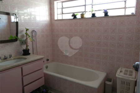 Sobrado à venda com 4 quartos, sendo 1 suíte, em Indianópolis, São Paulo, SP
