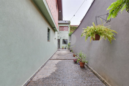 Casa de Vila à venda com 3 quartos, sendo 2 suítes, em Granja Julieta, São Paulo, SP