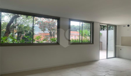 Apartamento à venda com 2 suítes em Vila Madalena, São Paulo, SP