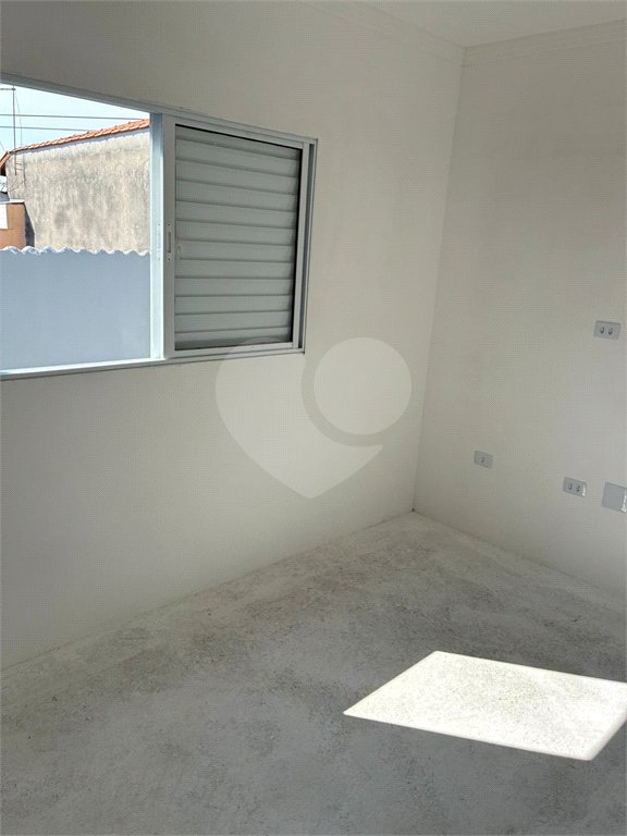 Sobrado à venda com 3 quartos, sendo 1 suíte,  em Calmon Viana, Poá, SP